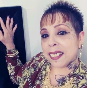 Meet your Posher, Juana